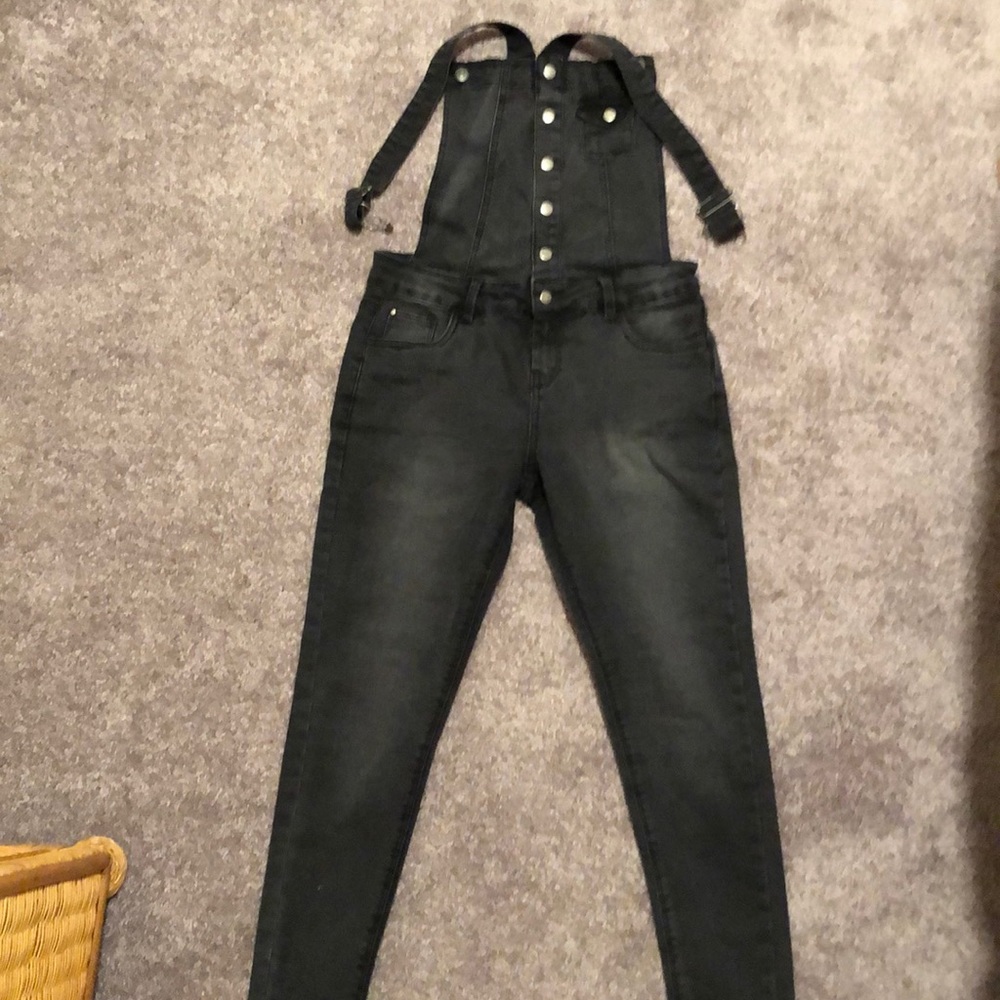 Urban Bliss - black overalls (size medium)